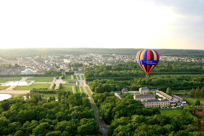 Fontainebleau Forest Half Day Hot-Air Balloon Ride with Chateau de Fontainebleau - The 1-hour flight: what you’ll likely see (and why wind matters)