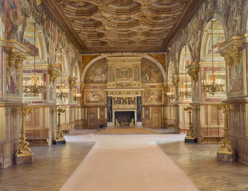 Fontainebleau : Horse-riding, Gastronomy & Château - Why Fontainebleau makes a better day trip than another Paris museum