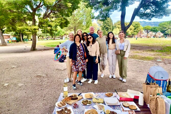 Food & Wine Lovers Tour of Nice Local Markets and Best Shops - Wine and olive oil tastings: how they’re supposed to work