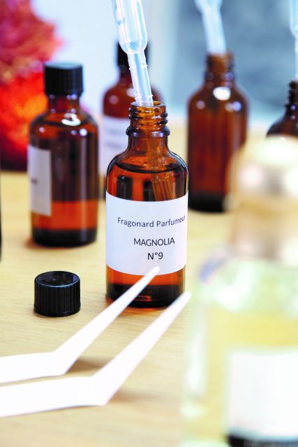 Fragonard Paris: Mini Perfume Workshop in Chinese - Is $36 a Fair Price for 45 Minutes?