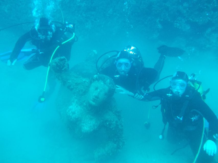Fréjus: Diving Experience in Port-Fréjus with an Instructor - Estérel coast underwater life: what you’re really paying for