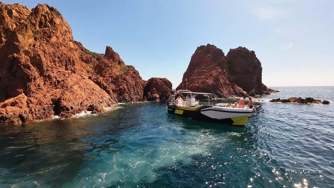 Fréjus : Esterel Calanques Cruise (Comfort Boat) + Swim Stop - 2.5 hours on a comfort boat: what that timing buys you