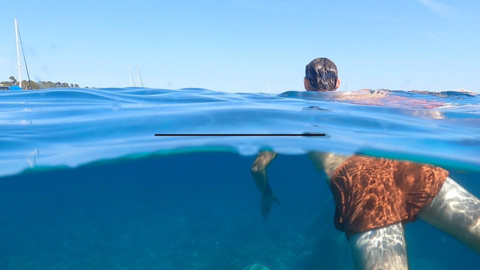 Fréjus: Estérel Calanques Speedboat Tour + Swim Stop - From Place des Tambourinaires to Port Fréjus Water Time