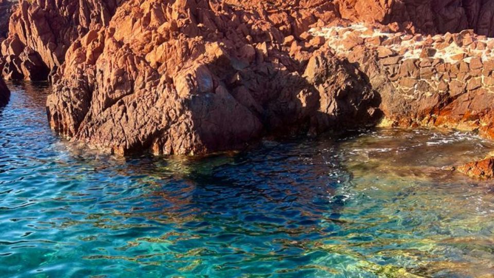 Fréjus: Estérel Calanques Speedboat Tour + Swim Stop - Who This Tour Works Best For (And Who Should Skip It)