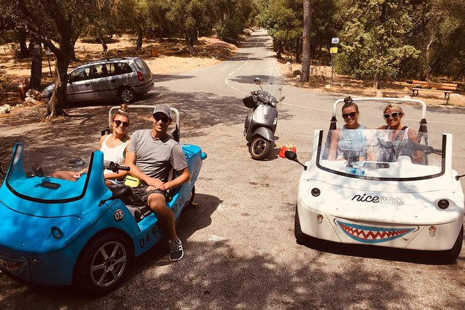 French Riviera Famous Cities Scoot Coupe Tour from Nice - Stop 2: Vieux Eze, medieval streets, and a perfume house visit