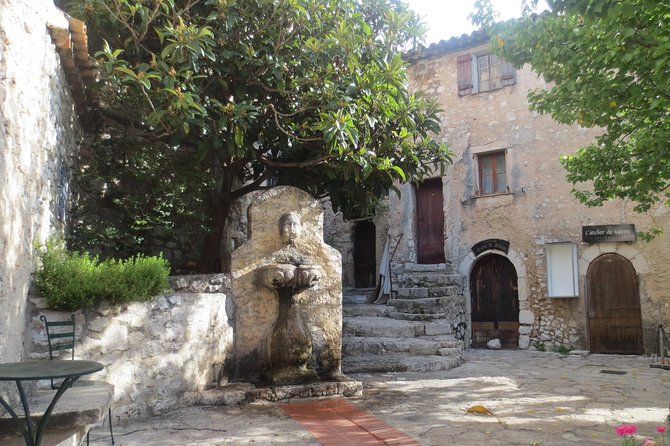 French Riviera Full Day Private Tour - Private van on the Côte d’Azur: what changes your day