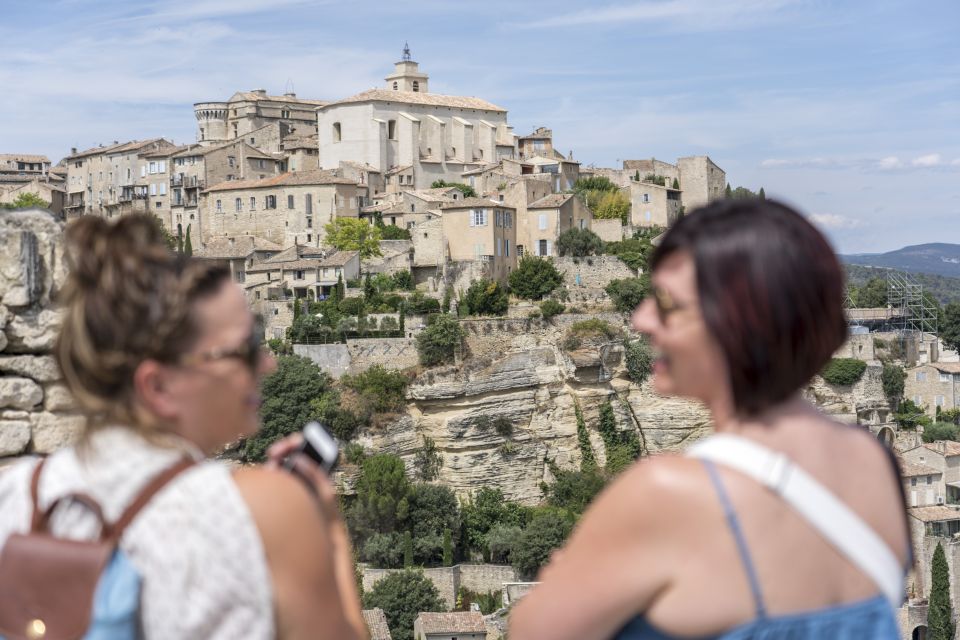 From Aix-en-Provence: Luberon Hilltop Villages Half-Day Tour - Roussillon: The Ochre Town With Enough Time to Enjoy It