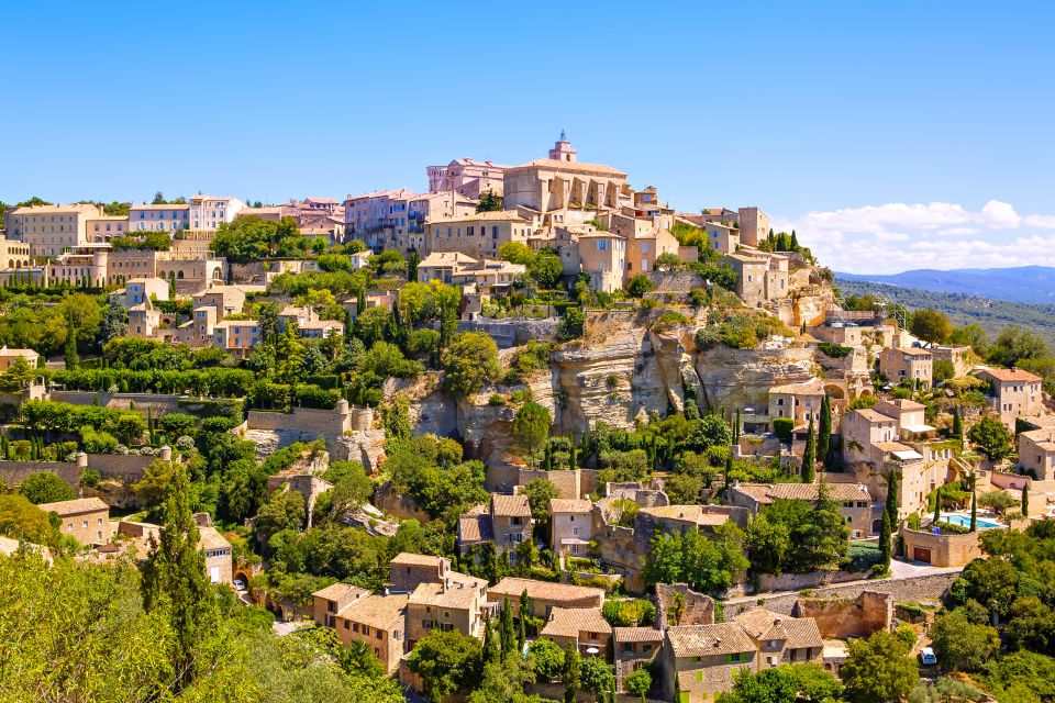 From Aix en Provence: Luberon Villages Full-Day Guided Tour - Roussillon and the Ochre Trail: easy walking, huge color payoff