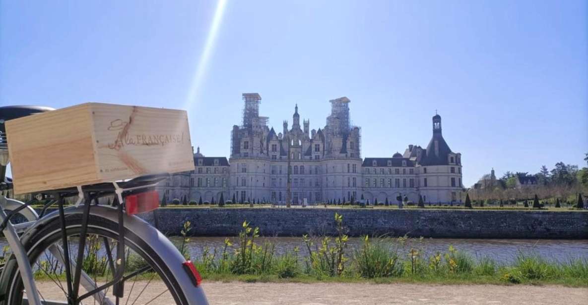 From Amboise: Full-Day Guided E-bike Tour to Chambord - Why the e-bike changes a Chambord day