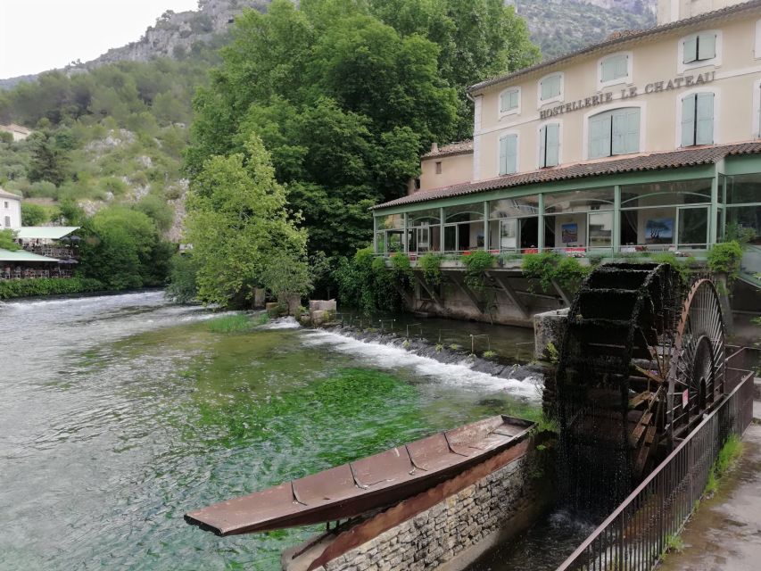 From Avignon: Villages in Luberon Half-Day Tour - What makes this tour work so well
