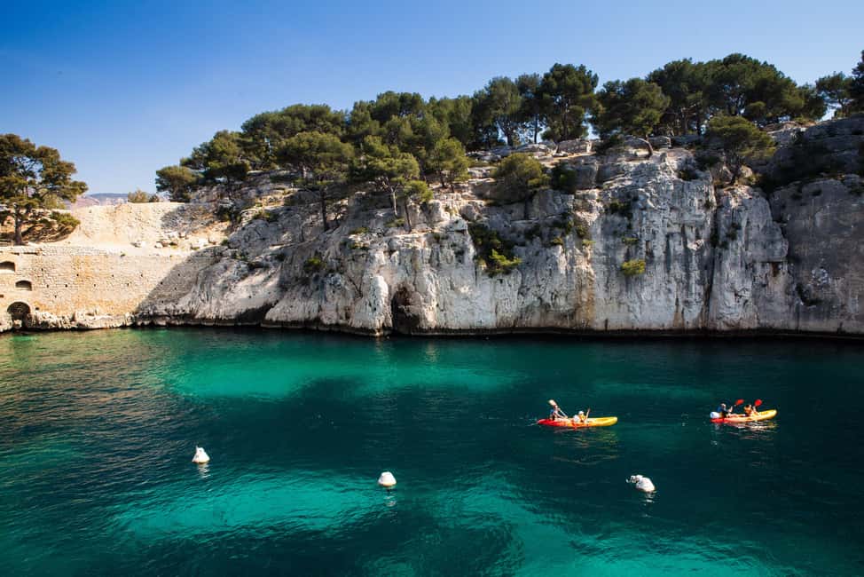 From Bandol: Visit the 7 calanques of Cassis & Marseille (2.5 hours at sea) - A 2.5-hour Calanques sampler from Bandol