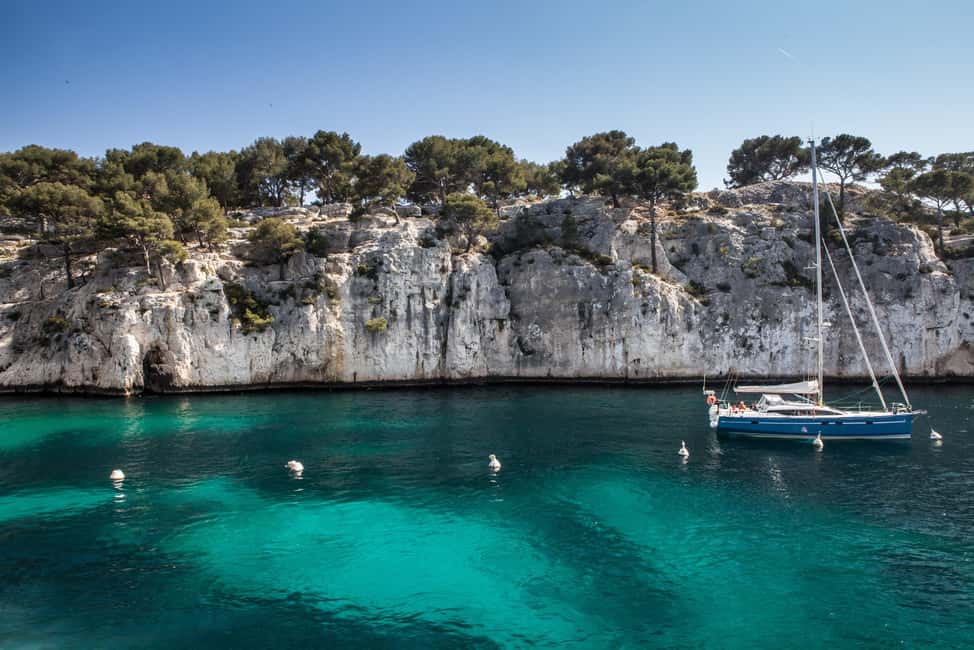 From Bandol: Visit the 7 calanques of Cassis & Marseille (2.5 hours at sea) - Cap Canaille and Routes des Crêtes: big cliff drama from sea level