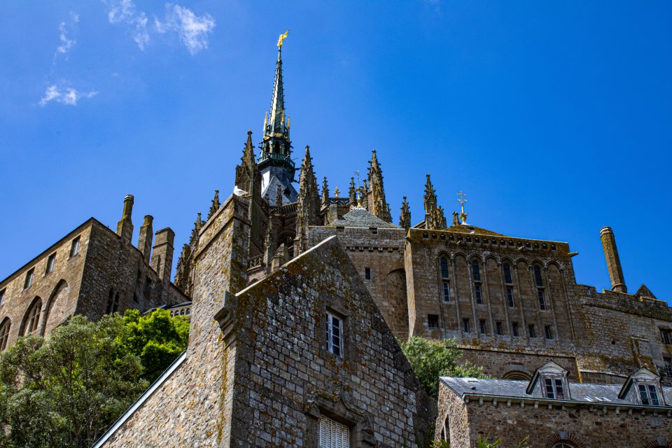 From Bayeux: Full-Day Mont Saint-Michel Tour - 2 hours in the village: lunch, souvenirs, and choosing your pace
