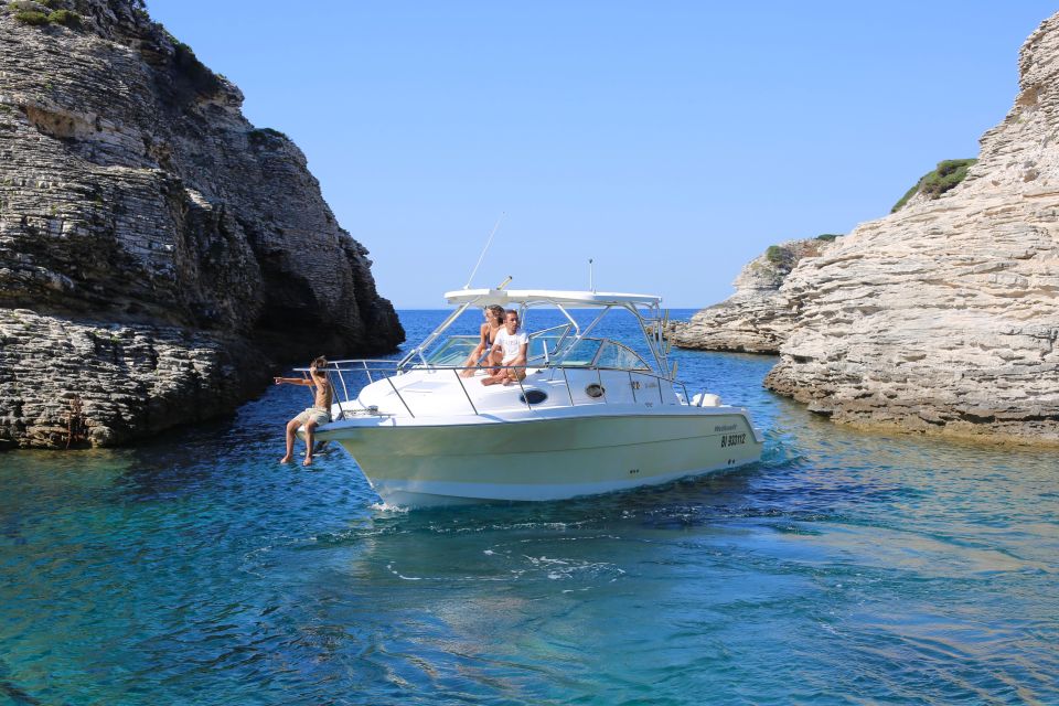 From Bonifacio: Lavezzi Islands Half-Day Boat Tour - The swim-and-snorkel plan in turquoise coves