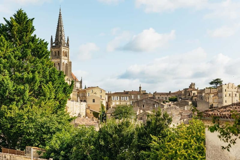 From Bordeaux: Half-Day Saint-Émilion Tour and Wine Tasting - Vineyard countryside in between: the short hop that matters