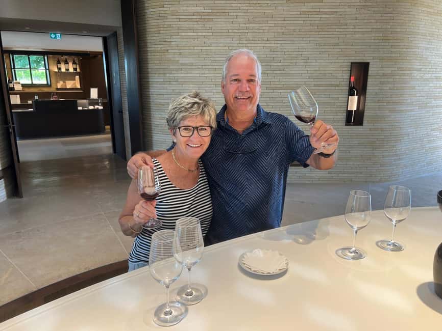 From Bordeaux: Medoc Wineries Tour with Tastings - The drive along the Chateaux Route: more than just transit
