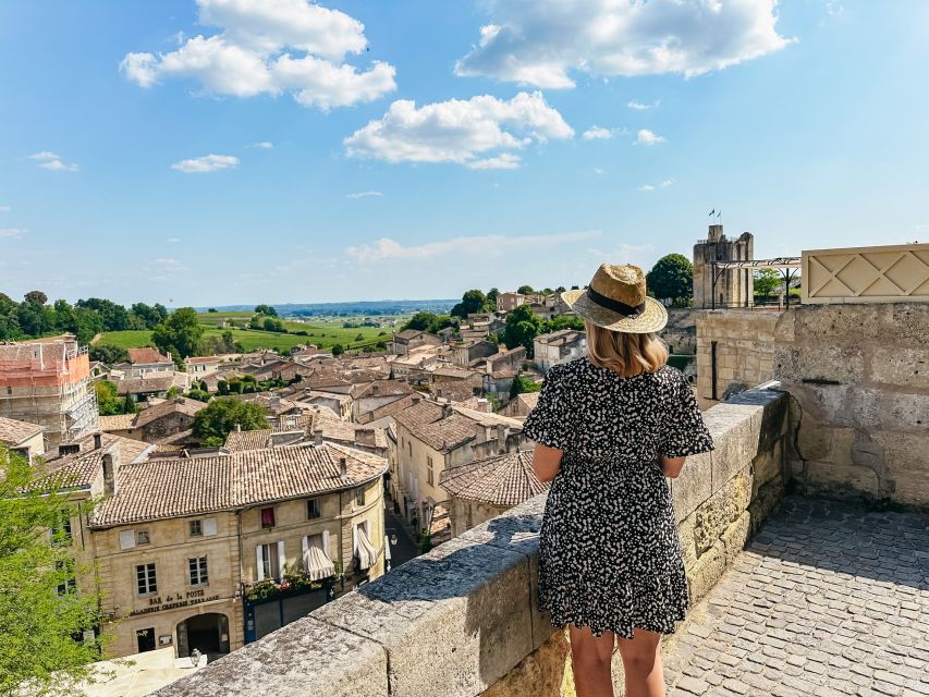 From Bordeaux: Saint-Emilion Guided Wine Tasting Tour - Getting to Saint-Émilion from Bordeaux with the right kind of structure
