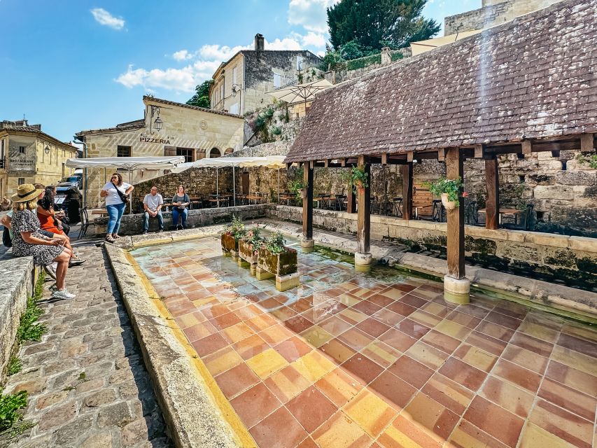 From Bordeaux: Saint-Emilion Guided Wine Tasting Tour - Walking in Saint-Émilion: what to wear and what to expect on the ground