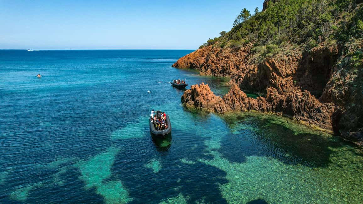 From Cannes: Essential Calanques de l'Estérel Sea Excursion - Captain storytelling: Stephan and Charly set the tone