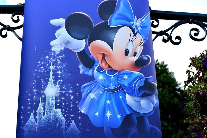 From CDG Airport to Disney or From Disney to CDG Airport (one way) - Returning from your Disney hotel to CDG