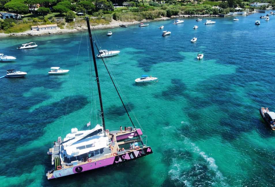 From Concarneau or Port la Forêt: Evening 2 hours navigation - The catamaran details that actually affect your comfort
