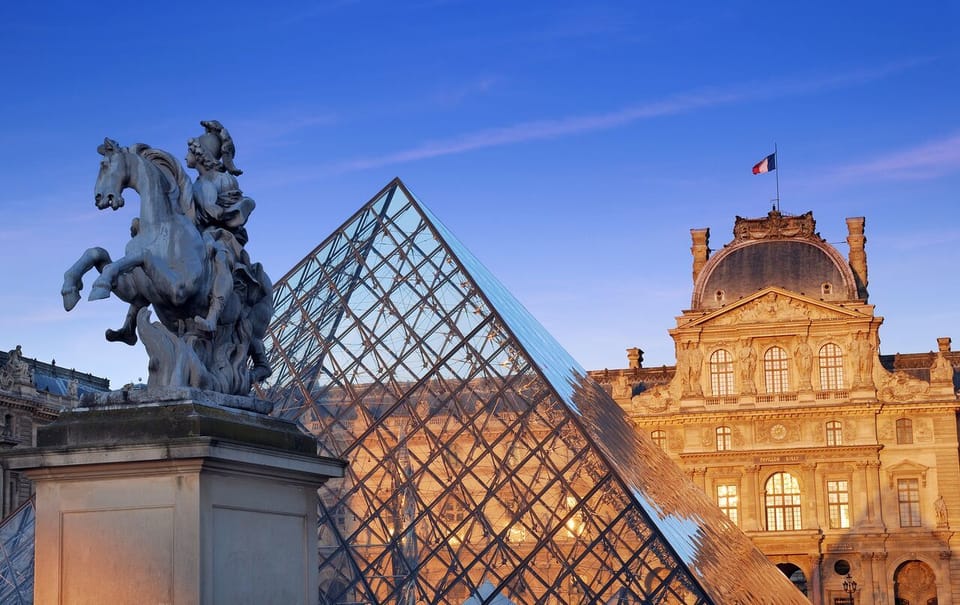 From London: Paris Day Trip with Lunch on Eiffel Tower - The panoramic coach tour: how you see Paris in one big pass