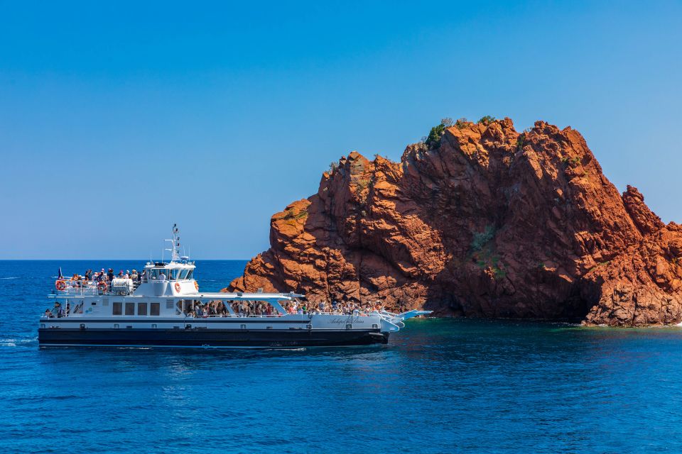 From Mandelieu: Corniche d'Or Sightseeing Cruise with Guide - First Look at the Esterel: Red Cliffs and Fast Coastal Rewards