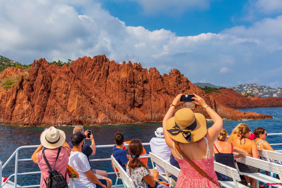 From Mandelieu: Corniche d'Or Sightseeing Cruise with Guide - Where to Meet in Mandelieu: Find the Quay After Dolce Farniente