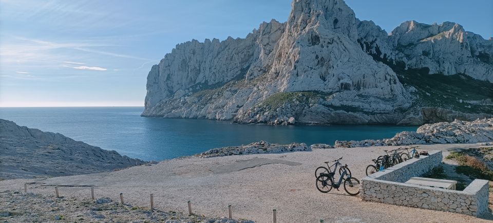 From Marseille: Calanques National Park E-Mountain Bike Tour - Parc de la Fontaine d’Ivoire: hill-and-hold scenery