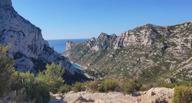 From Marseille: Cassis 4 hours - The scenic crest road toward La Ciotat
