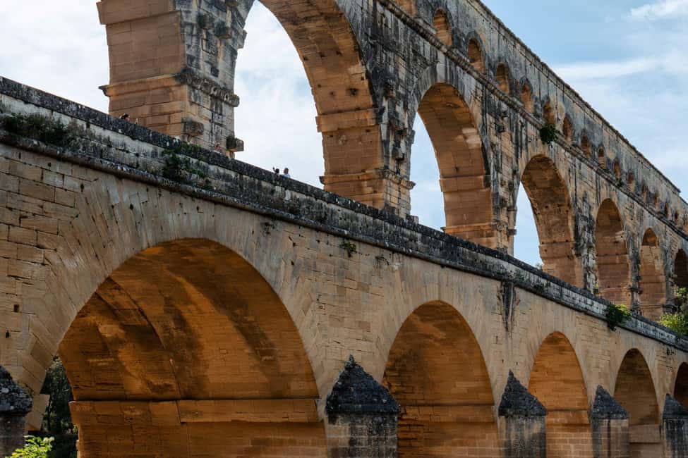 From Marseille: Provence Sightseeing Tour and Wine Tasting - Should you book this Marseille to Provence wine day?