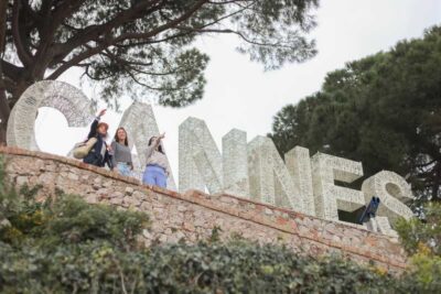 From Nice: Nice Old Town, Cannes and Antibes - Making the most of the Nice lunch break