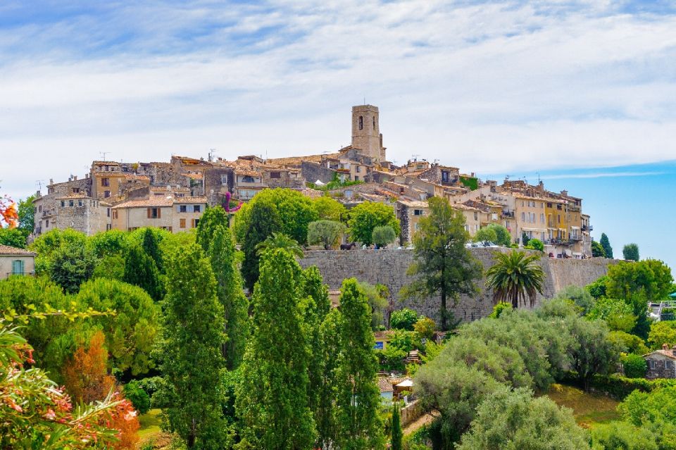 From Nice: Provence and its Medieval Villages Full-Day Tour - Gourdon and Saut du Loup: fortified streets plus emerald pools