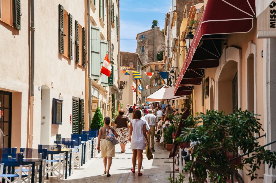 From Nice: Round-Trip Transportation to Saint Tropez by Boat - Place des Lices Provençal Market: your highest-return stop