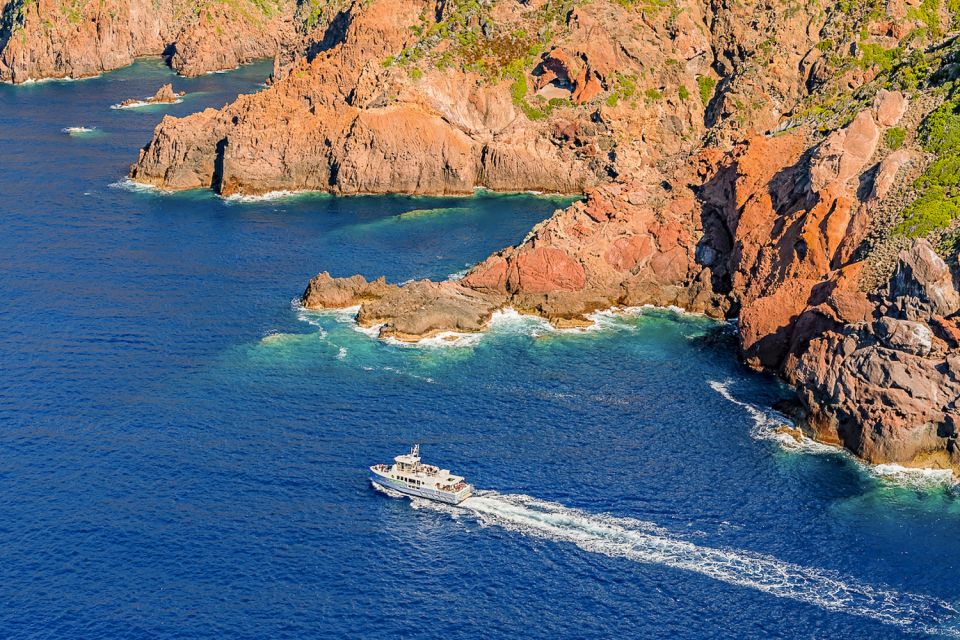 From Ota: Scandola Nature Reserve Eco-Friendly Boat Tour - The quick warm-up in the Gulf of Porto