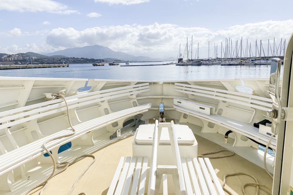 From Ota: Scandola Nature Reserve Eco-Friendly Boat Tour - Live commentary in French: how to make it work even if you speak little
