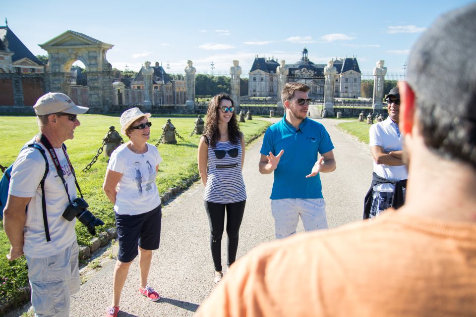 From Paris: Chateau de Fontainebleau & Vaux-Le-Vicomte Tour - Vaux-le-Vicomte gardens: free time on 99 acres (and golf cart options)