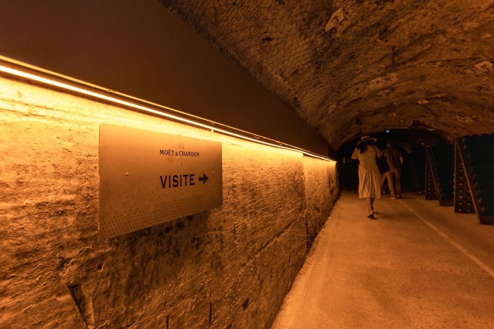 From Paris: Day Trip to Champagne with 8 Tastings & Lunch - The Long Van Ride: Timing, Comfort, and What to Pack