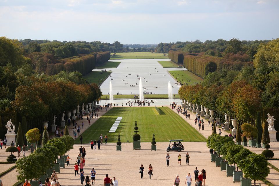 From Paris: Giverny and Versailles Palace Guided Day Trip - Quick take: what really stands out
