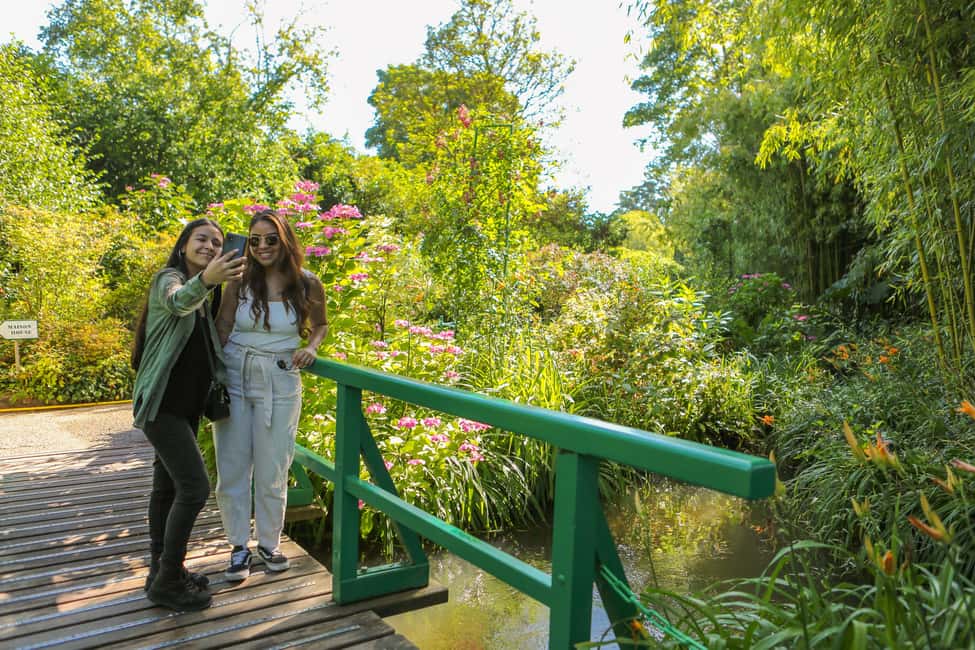 From Paris: Giverny Day Trip with Audio Guide or Live Guide - The Water Garden: Weeping Willows, Lilies, and Those Famous Views