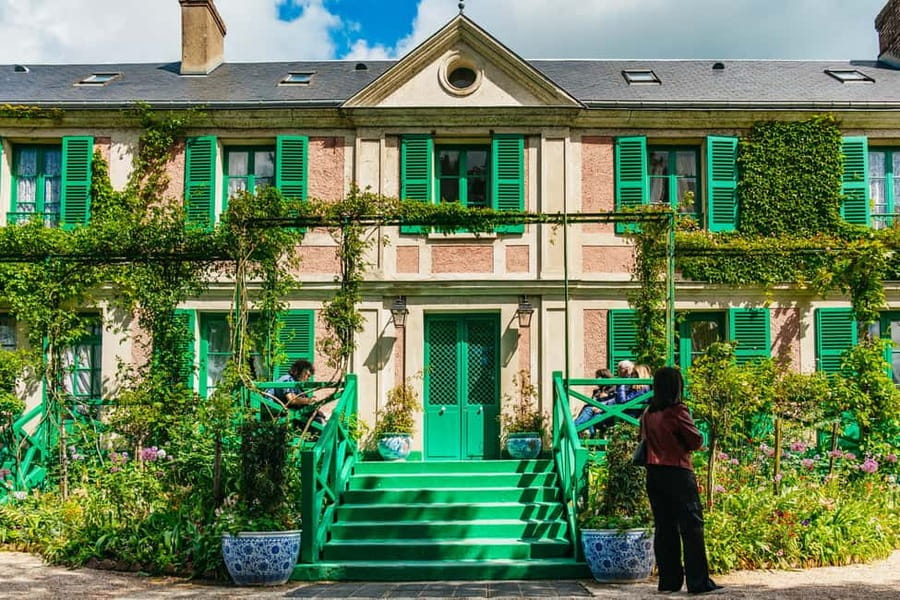 From Paris: Giverny, Monet’s Home & Gardens Half-Day Trip - Fondation Claude Monet: the house visit and what to do in 30 minutes