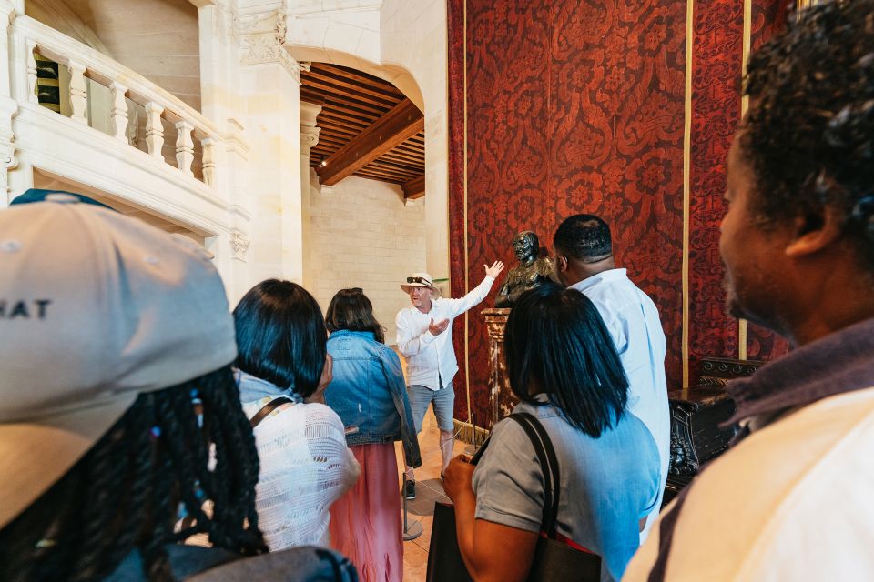 From Paris: Loire Valley Castles Day Trip With Wine Tasting - Château de Chambord: the Renaissance castle that feels like a movie set