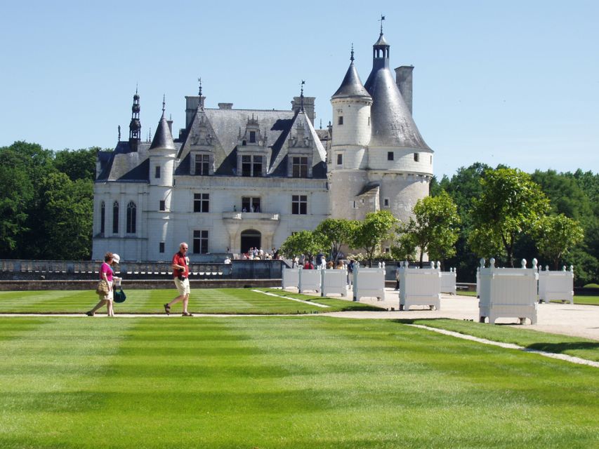 From Paris: Loire Valley Castles Full-Day Tour with Lunch - Key highlights to know before you go