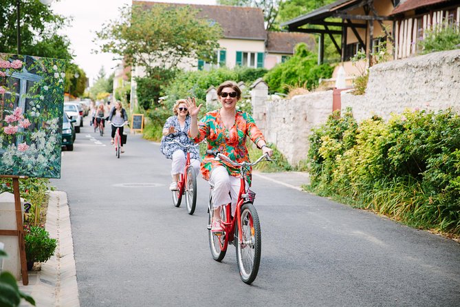 From Paris: Monet Gardens & Giverny Bike Tour with Picnic Stop - The Seine crossing and riverbank lunch stop