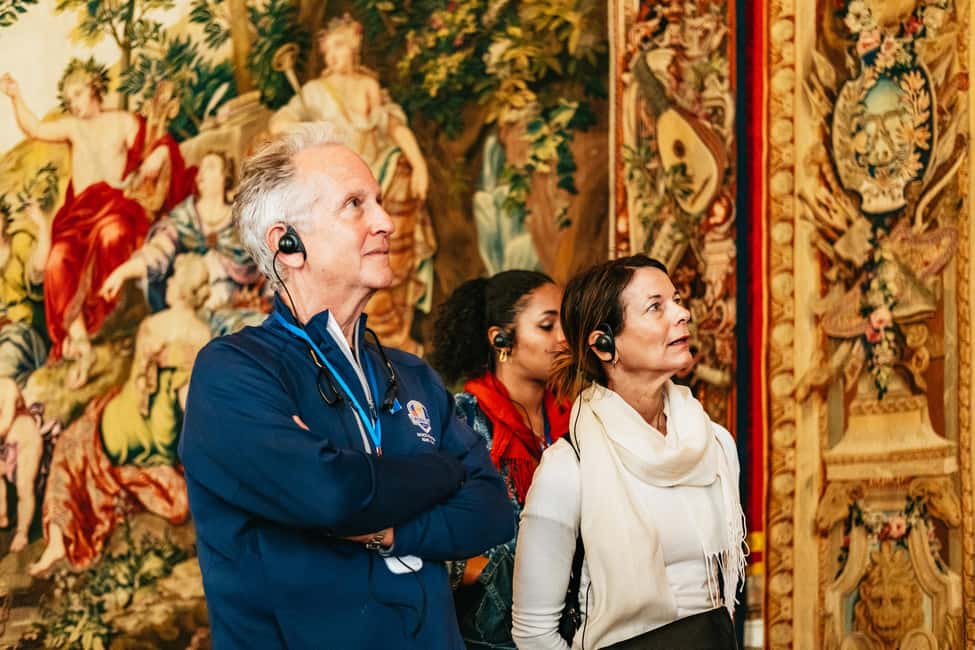 From Paris: Skip-the-Line Palace of Versailles Bike Tour - Royal gardens you can actually enjoy: fountains, a musical moment, and wide-open calm