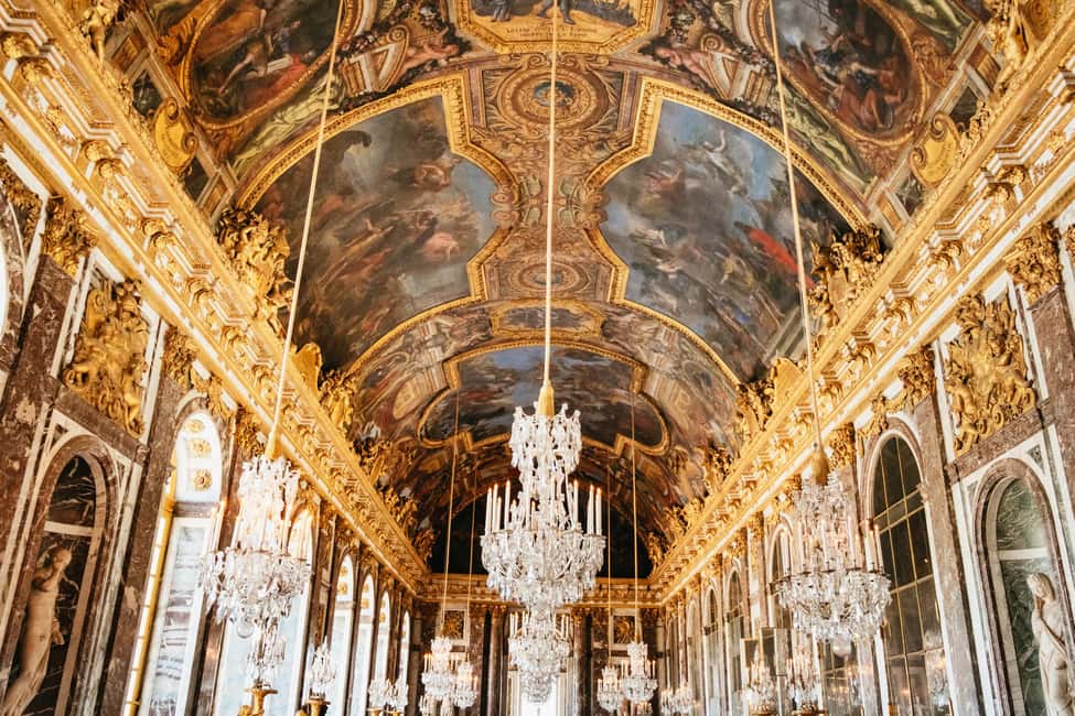 From Paris: Skip-the-Line Palace of Versailles Bike Tour - Picnic by the Grand Canal: build-your-own lunch with the château in view