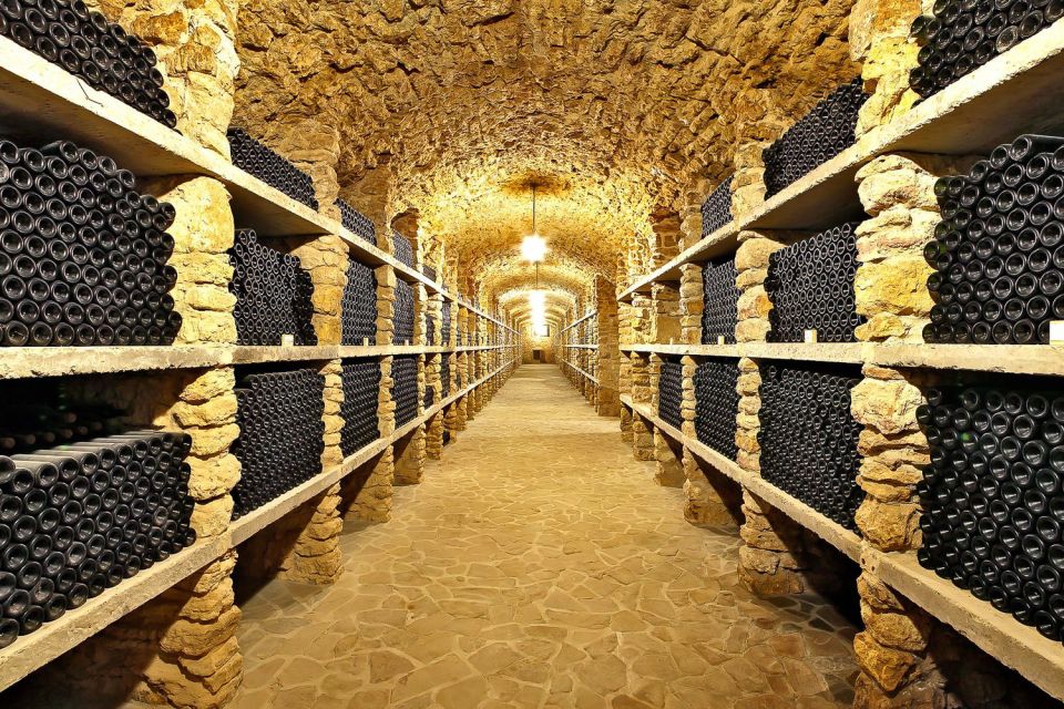 From Paris: Small-Group Champagne Day Trip with Six Tastings - Lunch in Épernay (1 hour): plan for food on your own
