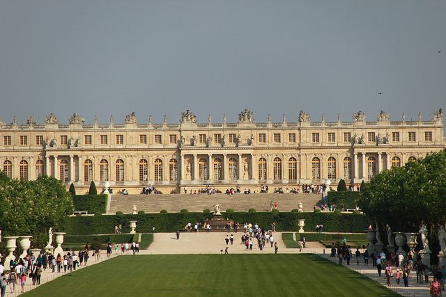 From Paris: Versailles Guided Tour by Deluxe Minibus - Who this Versailles tour suits best (and who should skip it)