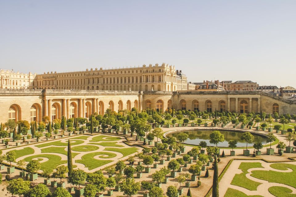 From Paris: Versailles Palace Self Guided & Gardens tickets - Audio Guide in 11 Languages: How to Use It Efficiently