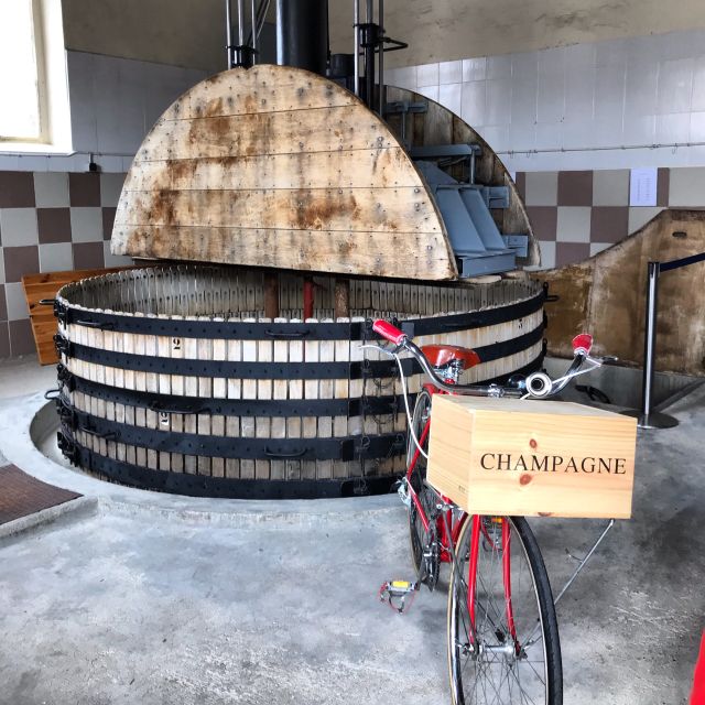 From Reims/Epernay:The Connoisseurs Private Tour 9 tastings - Hautvillers and the church of Dom Pérignon